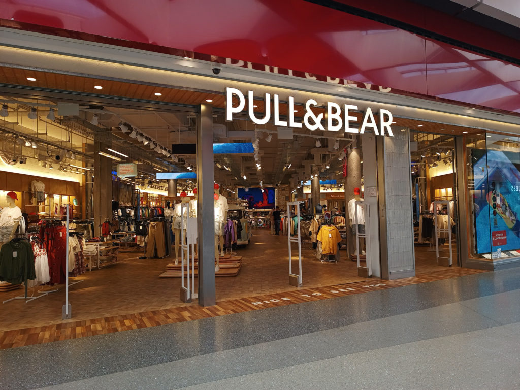 Pull & Bear - Médiacité